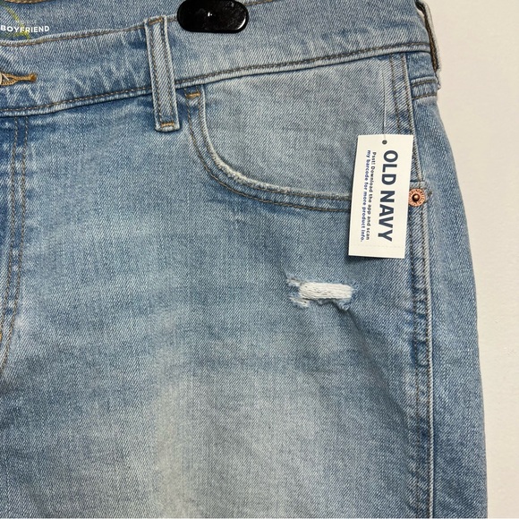 •new• OLD NAVY Mid-Rise Boyfriend Distressed Jean Shorts - Picture 3 of 8